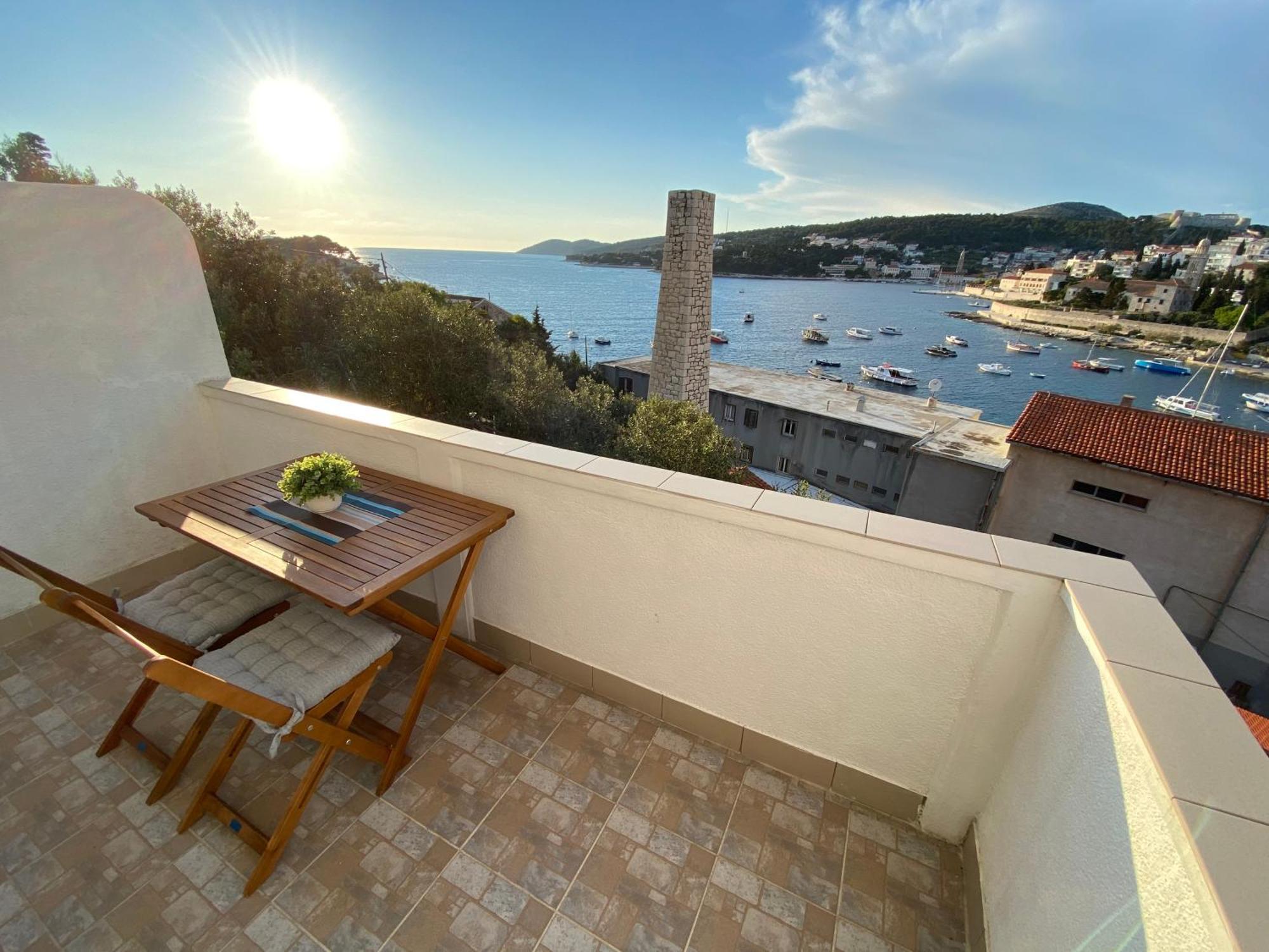 Sunset House With Seaview Apartman Hvar Town Kültér fotó