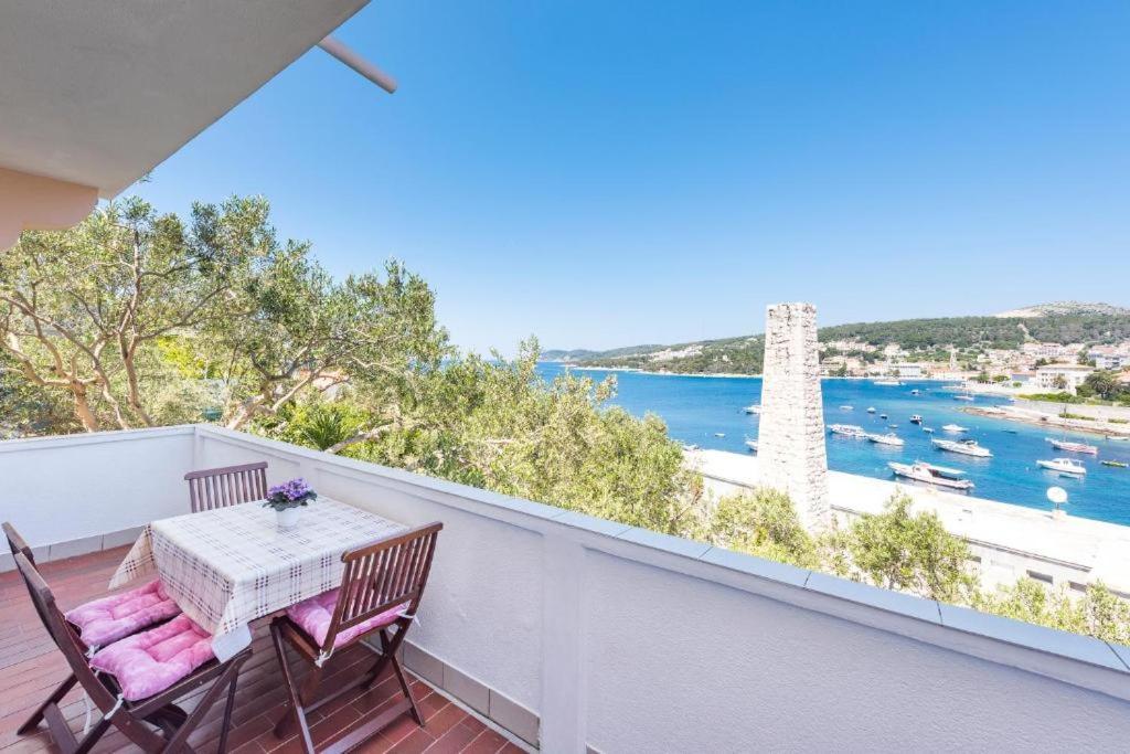 Sunset House With Seaview Apartman Hvar Town Kültér fotó